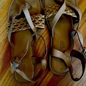 Toms leather sandals